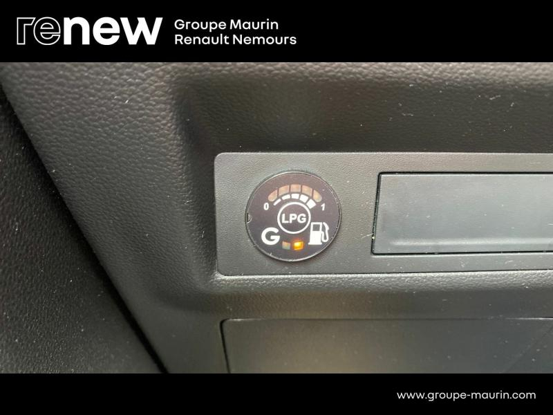 RENAULT Captur d’occasion à vendre à SAINT PIERRE LES NEMOURS chez DPL - SNCA (Photo 20)