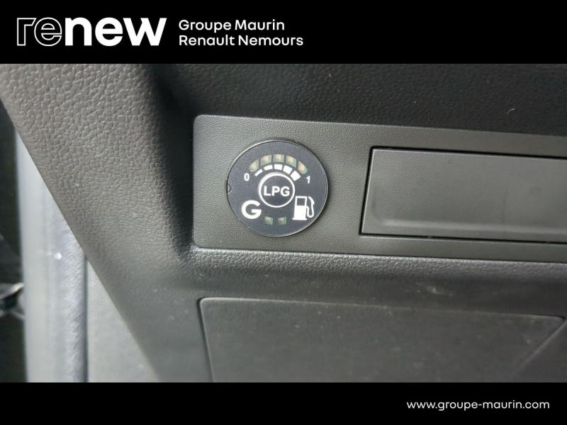 RENAULT Captur d’occasion à vendre à SAINT PIERRE LES NEMOURS chez DPL - SNCA (Photo 16)