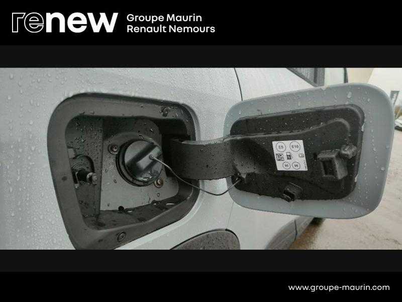 RENAULT  d’occasion à vendre à SAINT PIERRE LES NEMOURS chez DPL - SNCA (Photo 10)