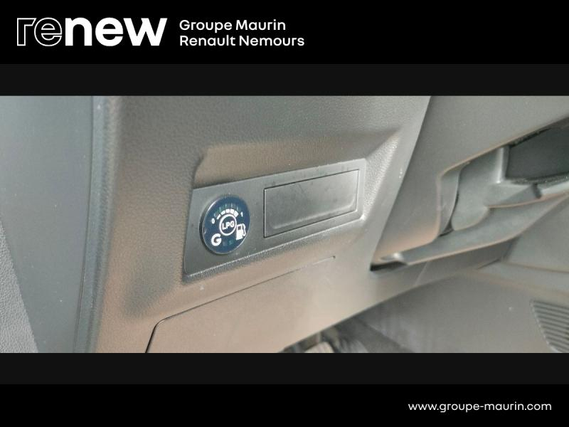 RENAULT Captur d’occasion à vendre à SAINT PIERRE LES NEMOURS chez DPL - SNCA (Photo 20)