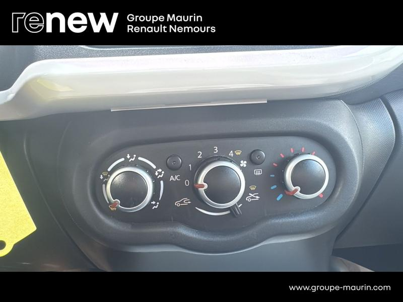 RENAULT Twingo d’occasion à vendre à SAINT PIERRE LES NEMOURS chez DPL - SNCA (Photo 19)