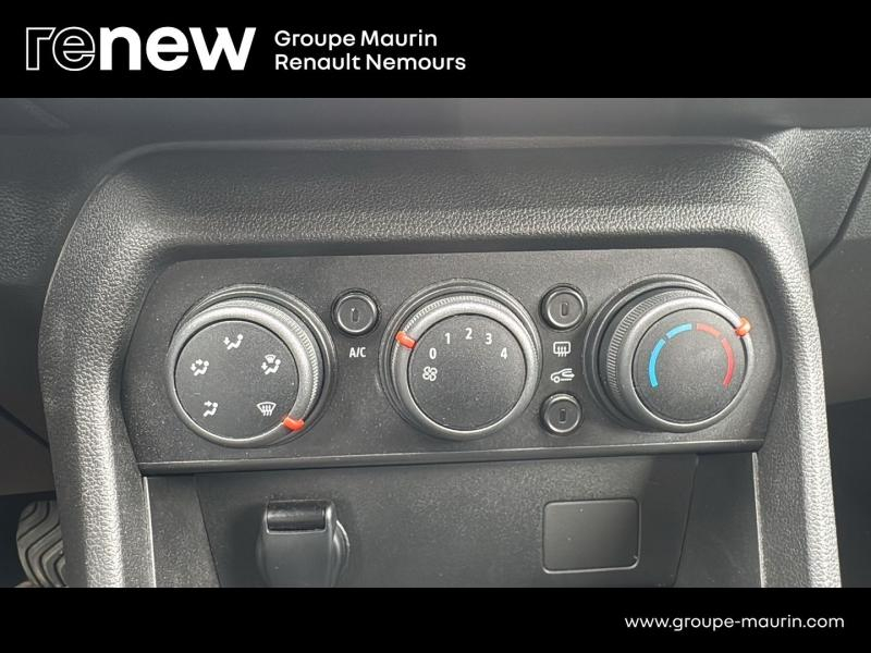 DACIA Sandero d’occasion à vendre à SAINT PIERRE LES NEMOURS chez DPL - SNCA (Photo 20)